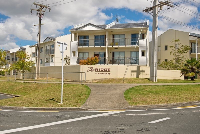 2A/71 Spencer Road, Oteha, Auckland - Carousel 18