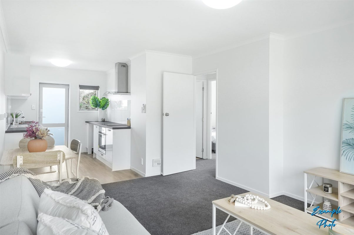 6/10 Avon Street, Frankton, Hamilton - Carousel 1
