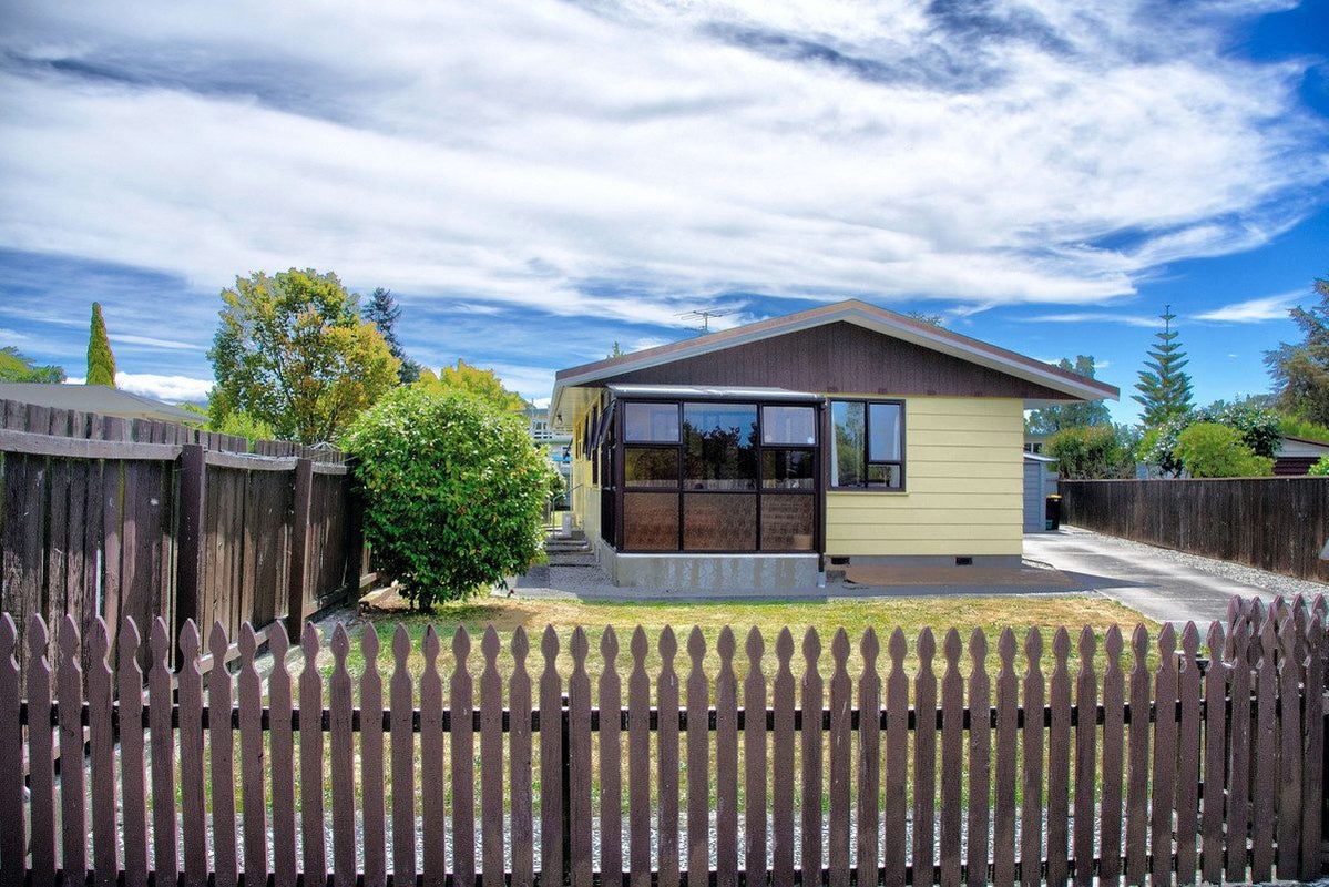 1 Lowes Place, Solway, Masterton - Carousel 18