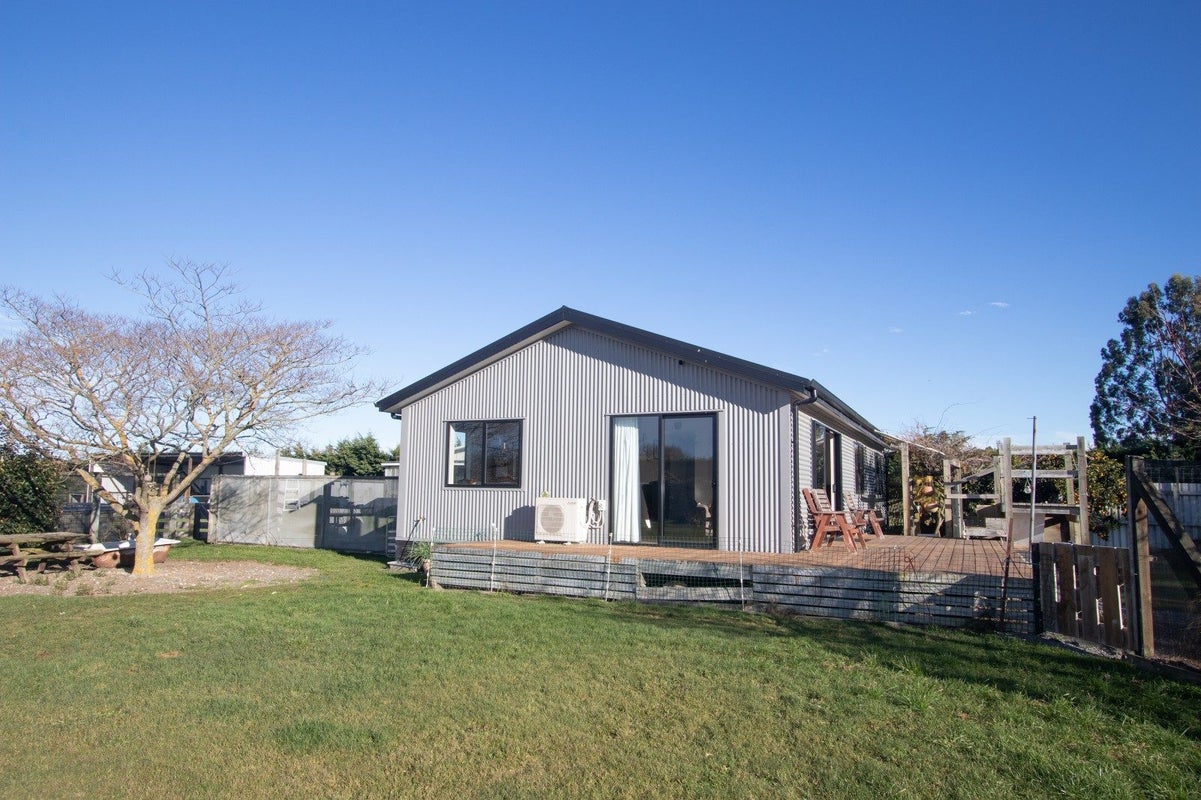 81 Morris Road, Newland, Ashburton - Carousel 1