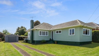 55 Hayr Road, Three Kings, Auckland - Carousel 1