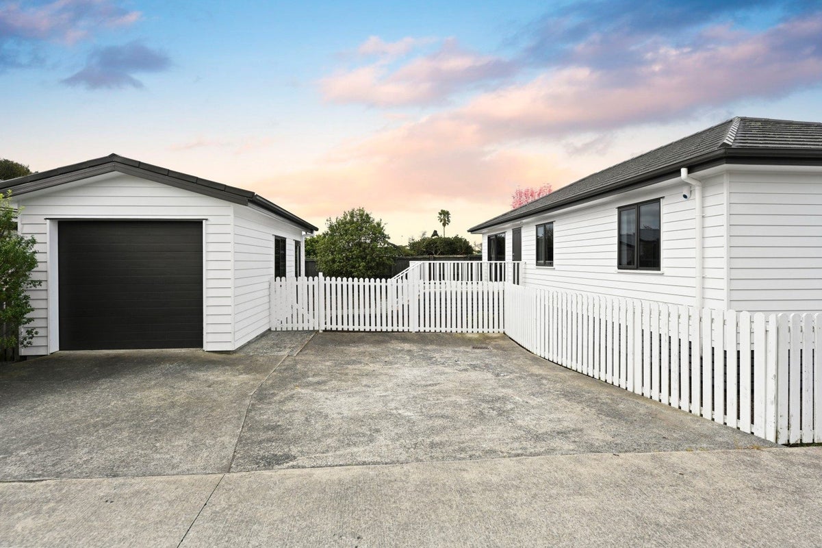 25B Breckons Avenue, Nawton, Hamilton - Carousel 1
