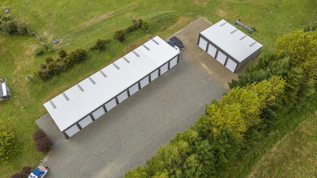 18 Hurunui Lane, Kinloch, Taupo - Carousel 1