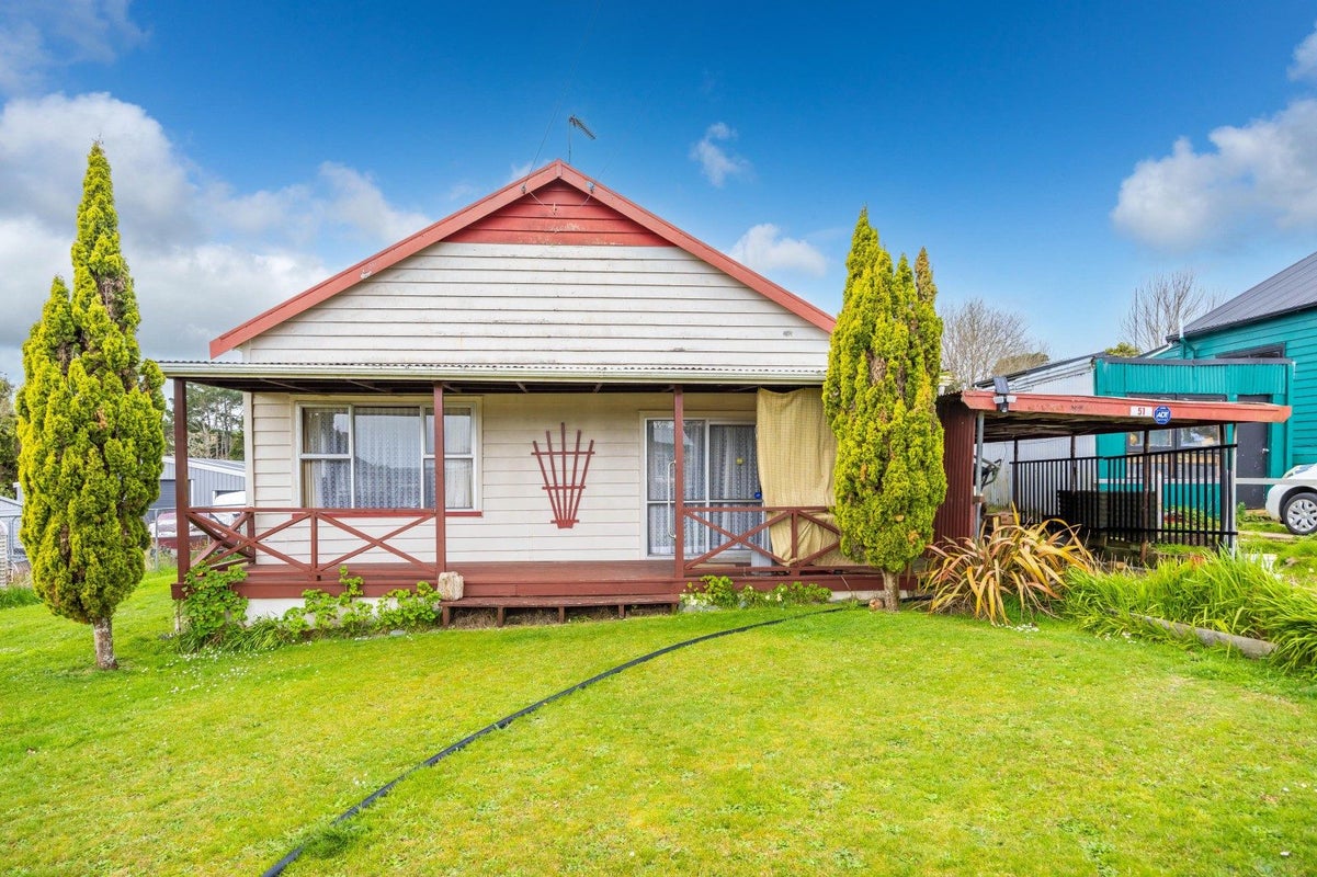 51 Joseph Street, Pukemiro - Carousel 1