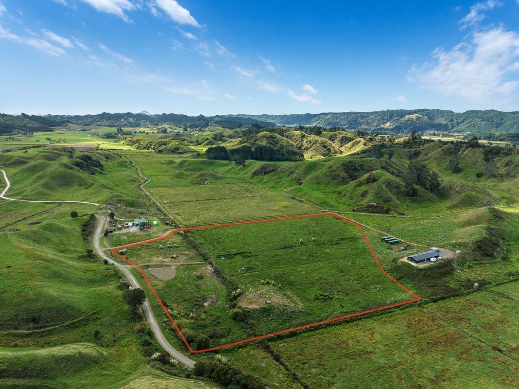 532 Foster Road, Taneatua, Whakatane - Carousel 1