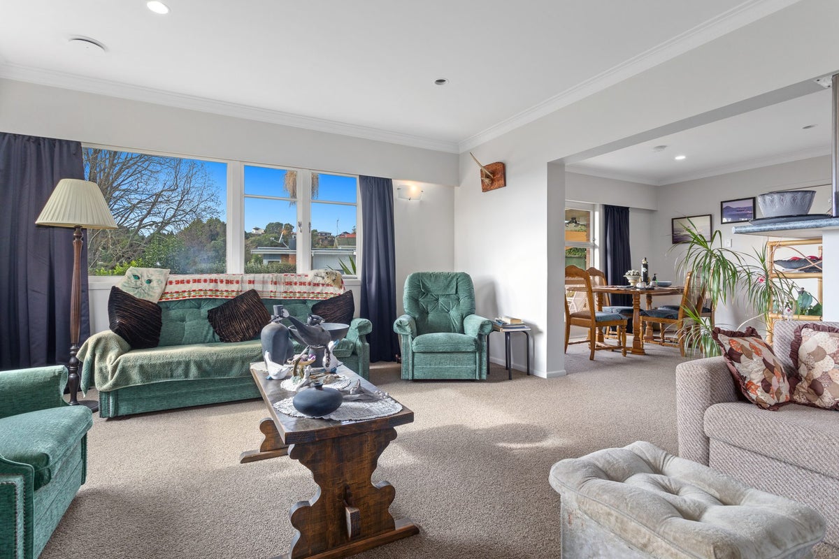 25 Mokorua Parade, Whakatane, Whakatane - Carousel 2