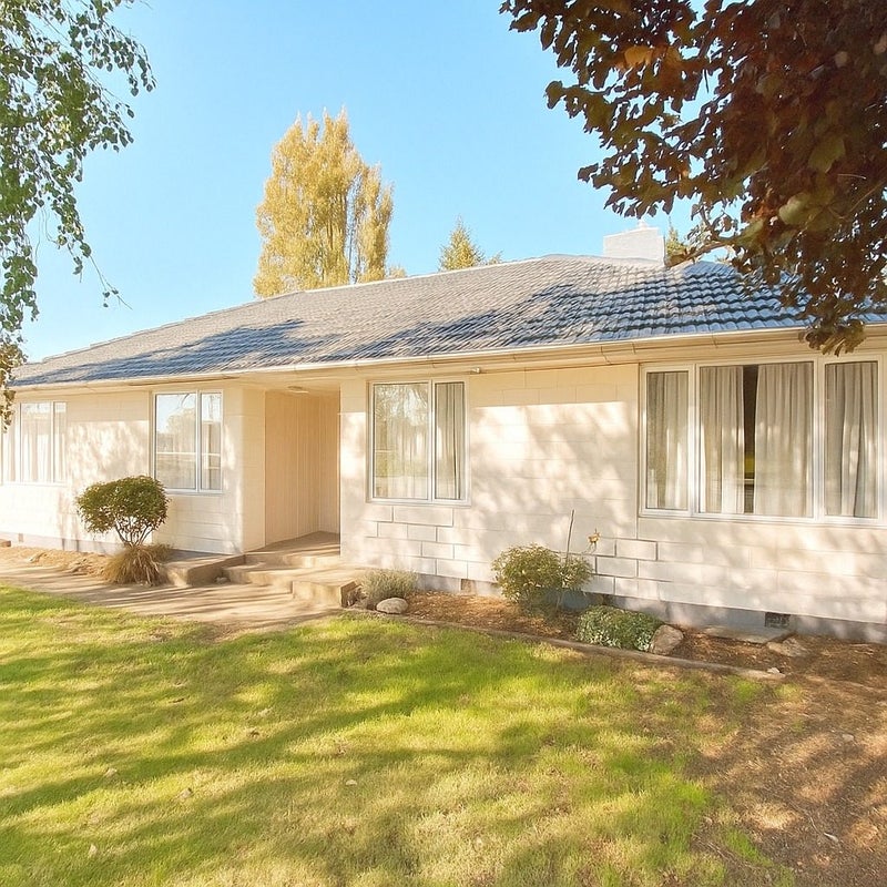 3 School Road, Morningside, Auckland - Carousel 1