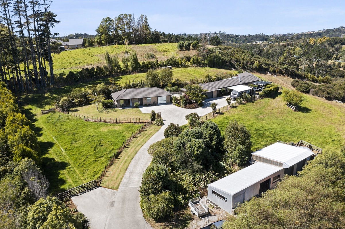 42C Lennon Access Road, Stillwater, Silverdale - Carousel 1