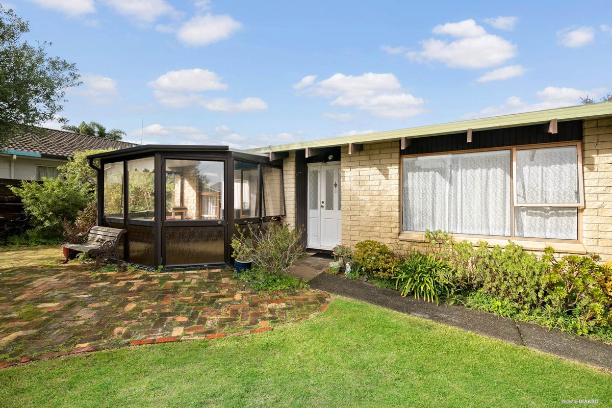 3/9 Patuone Avenue, Devonport, Auckland - Carousel 1