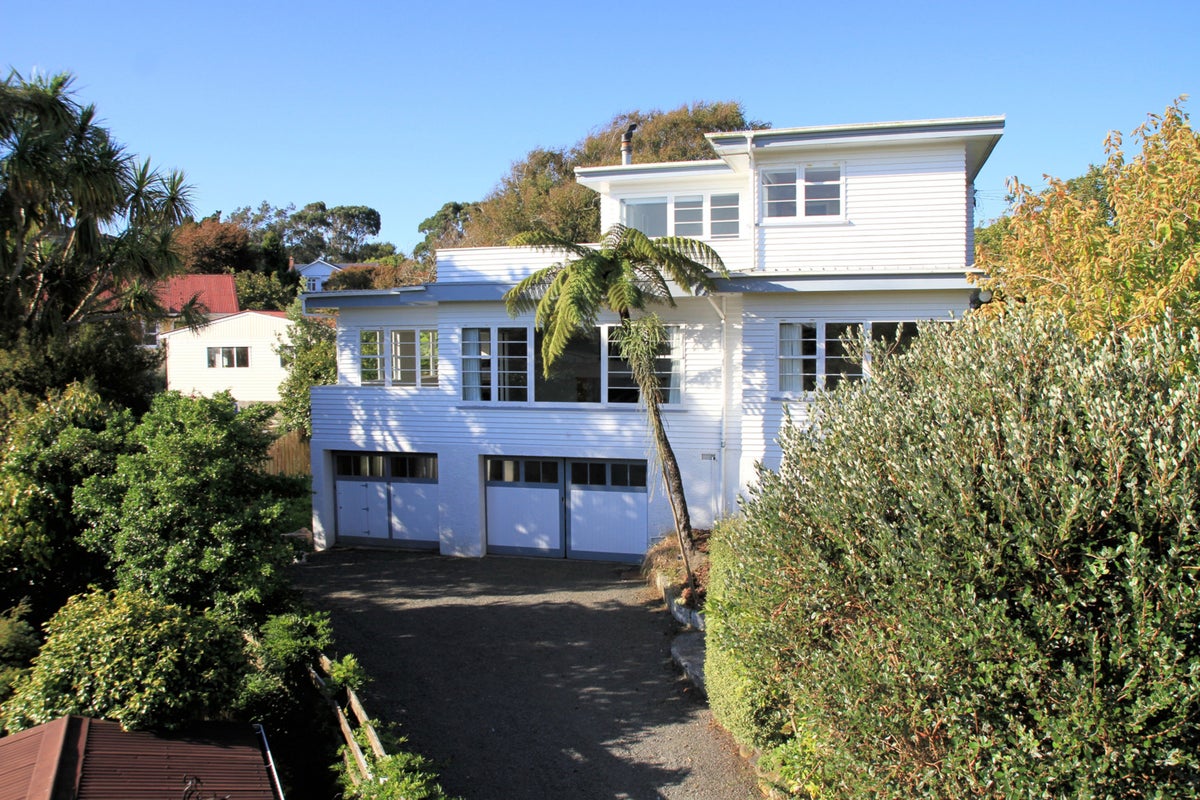 24 Parkes Avenue, Saint Johns Hill, Whanganui - Carousel 1