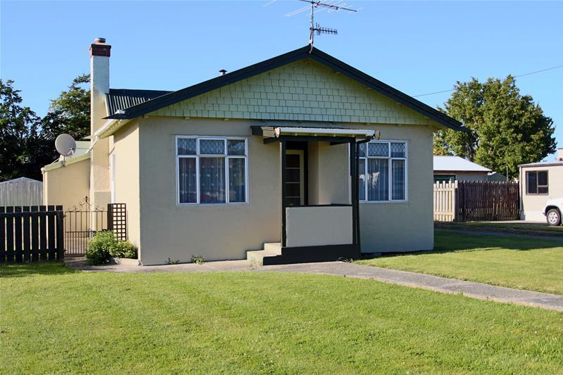 9 Waverley Street, East Gore, Gore - Carousel 1