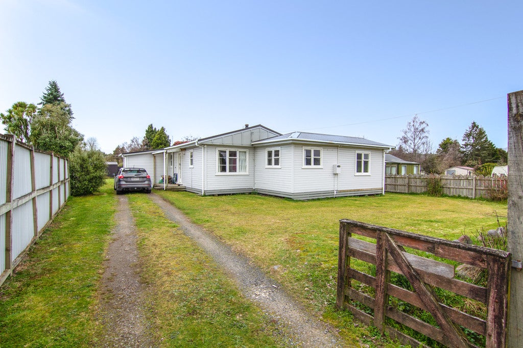15 Omatane Road, Owhango - Carousel 1