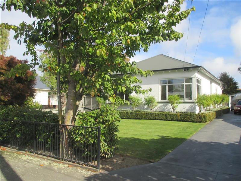 15 Woodville Street, Edgeware, Christchurch - Carousel 2