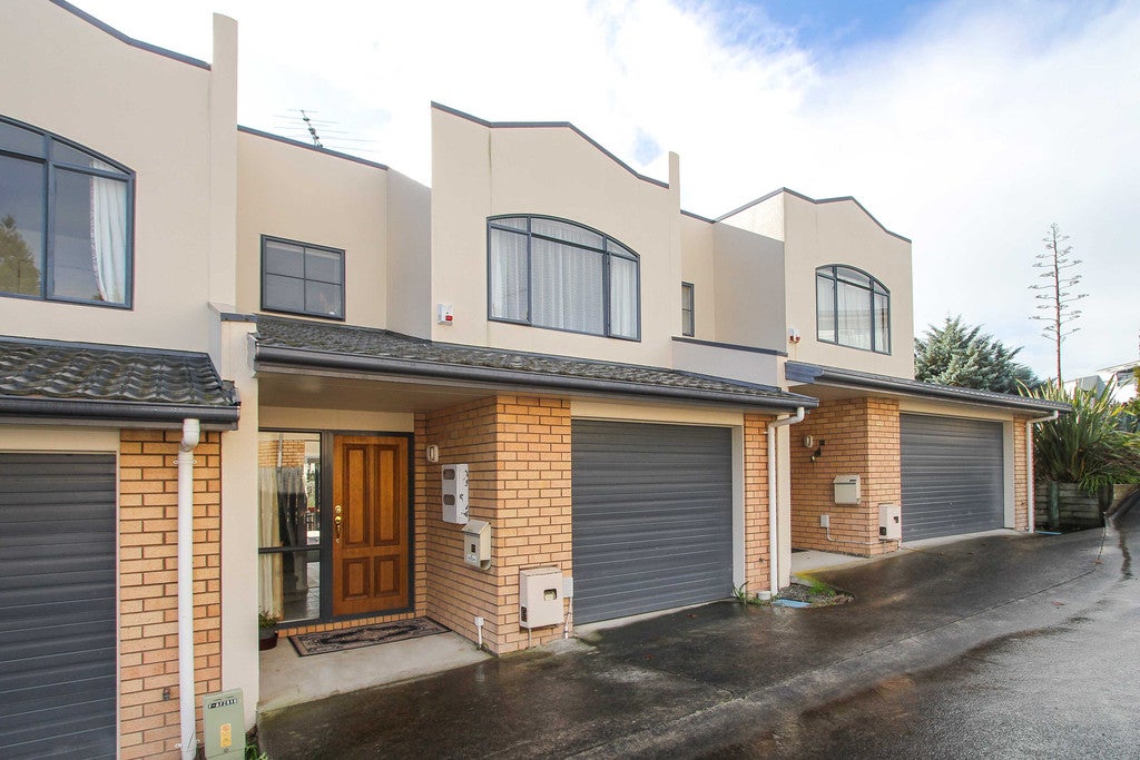62 Palmgreen Court, Stanmore Bay, Whangaparaoa - Carousel 1