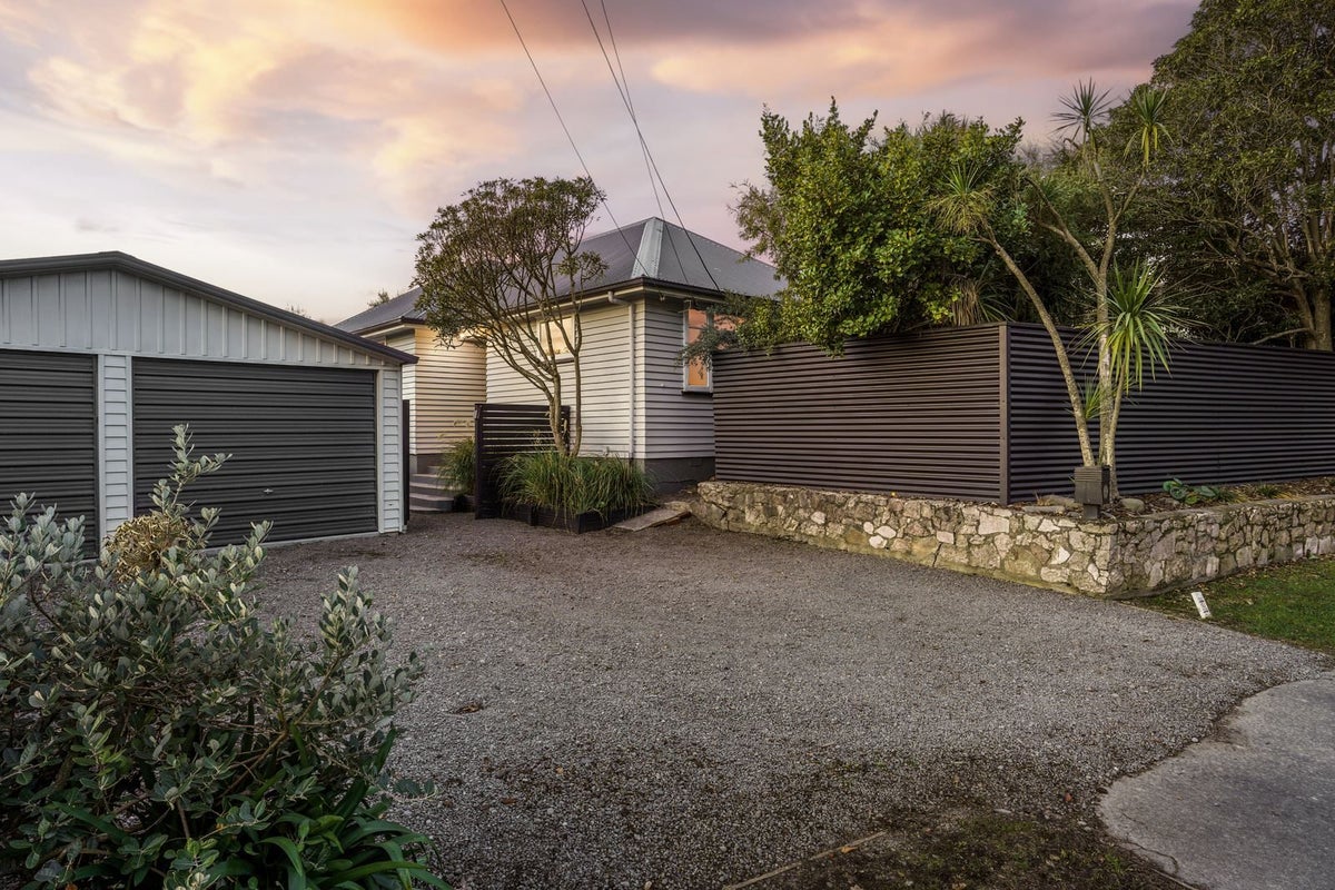 5 Burnbrae Street, Saint Martins, Christchurch - Carousel 15