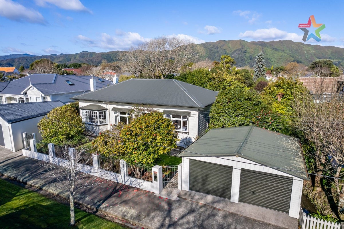 18 Hautana Square, Woburn, Lower Hutt - Carousel 1