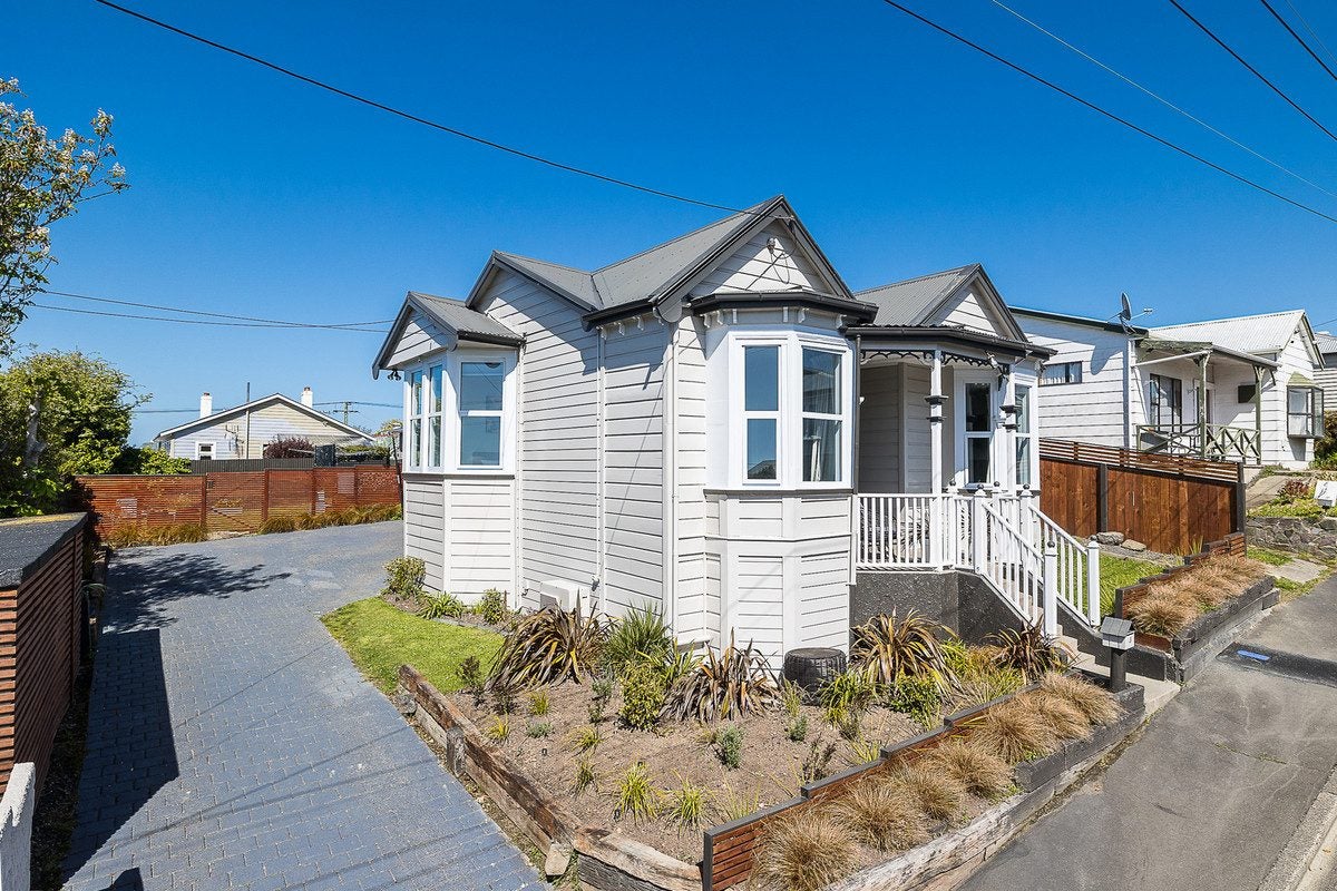 3 Blair Street, Kenmure, Dunedin - Carousel 2