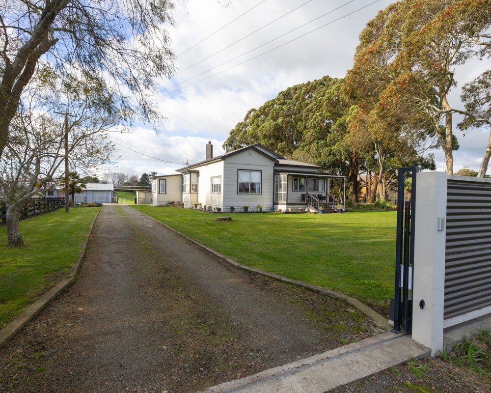 658 Roberts Line, Kelvin Grove, Palmerston North - Carousel 2