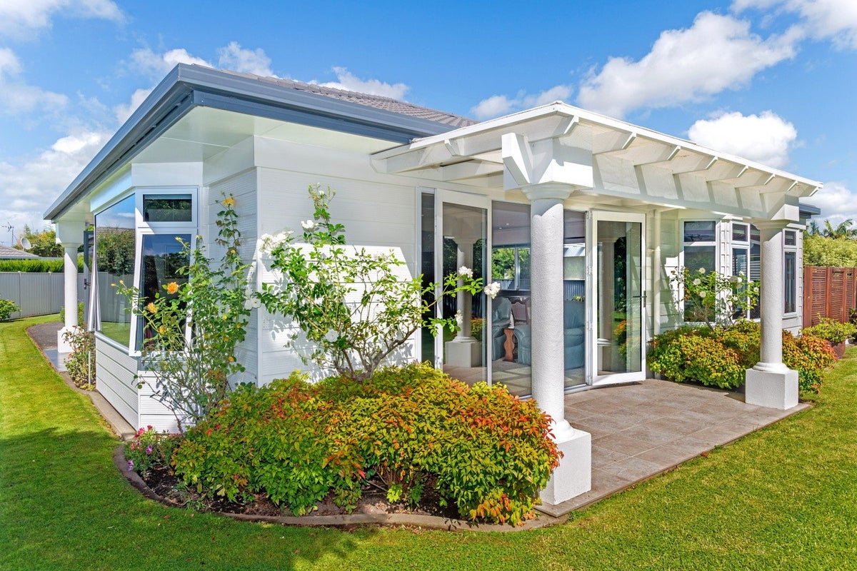 694 Gladstone Road, Te Hapara, Gisborne - Carousel 1