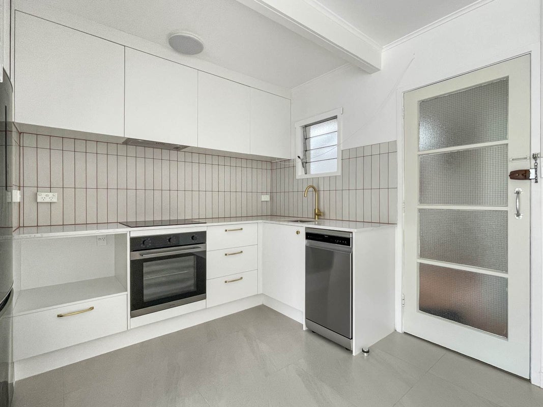 49A Seafield View Road, Grafton, Auckland - Carousel 2