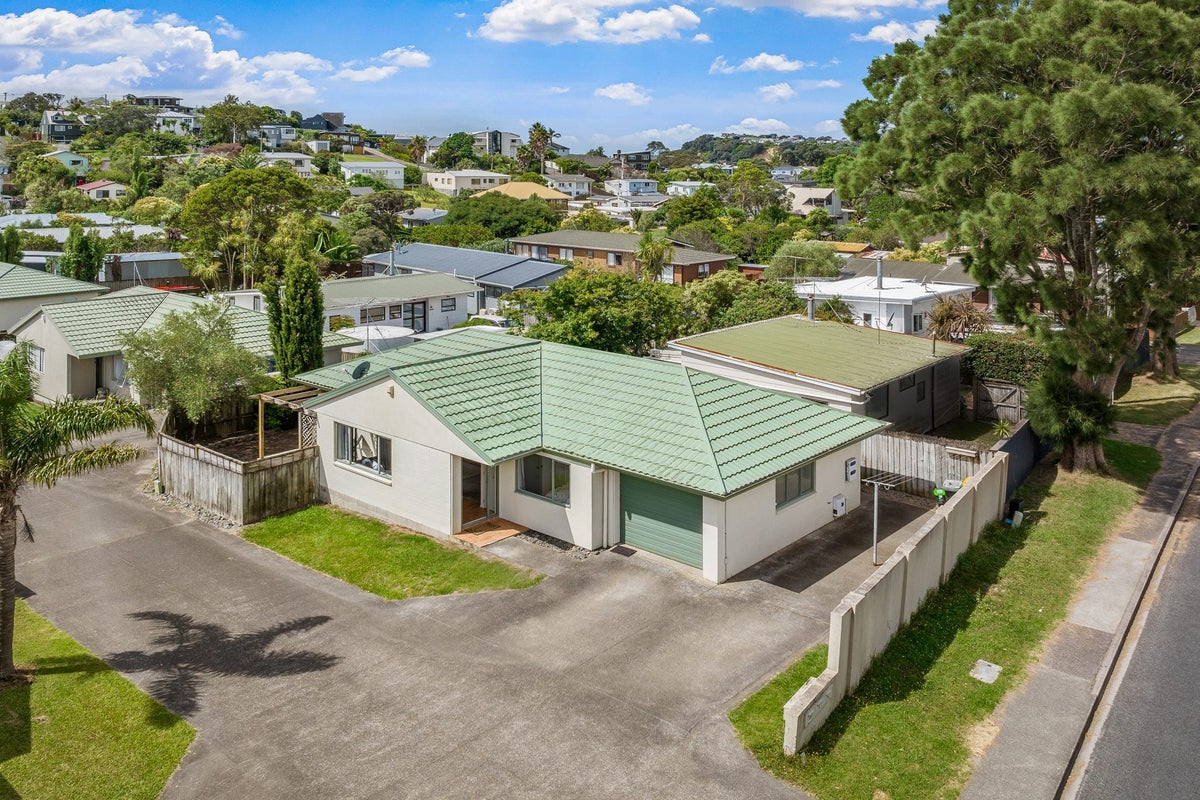 110 Brightside Road, Stanmore Bay, Whangaparaoa - Carousel 2