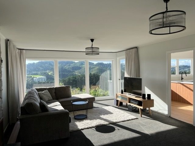 25 Breton Grove, Kingston, Wellington - Carousel 2