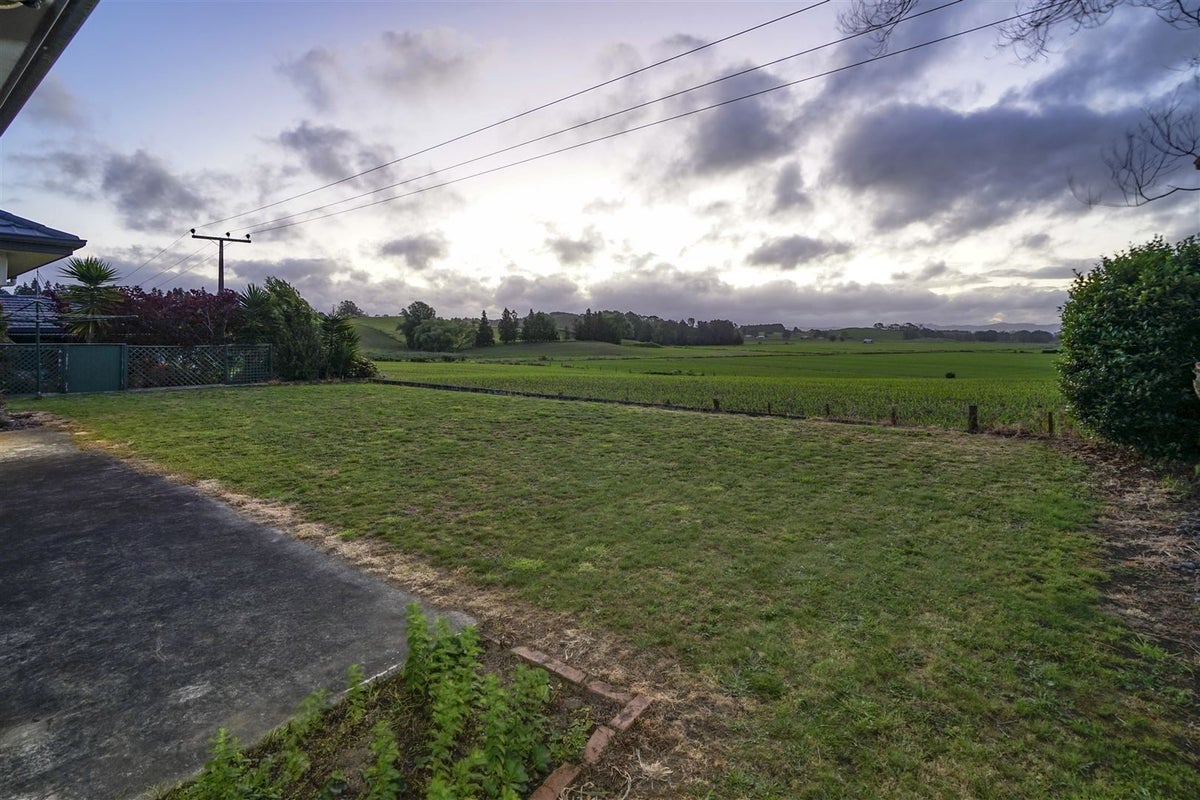 7 Country Lane, Western Heights, Hamilton - Carousel 2