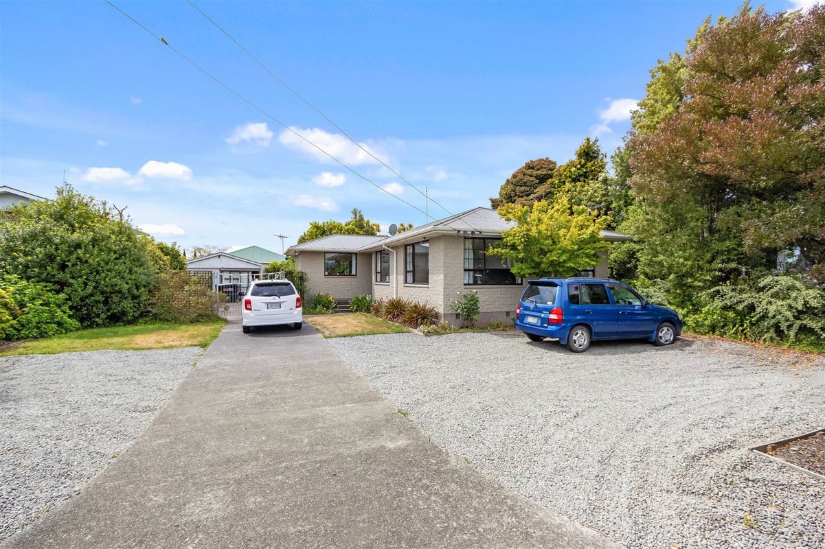 238 Lake Terrace Road, Shirley, Christchurch - Carousel 13
