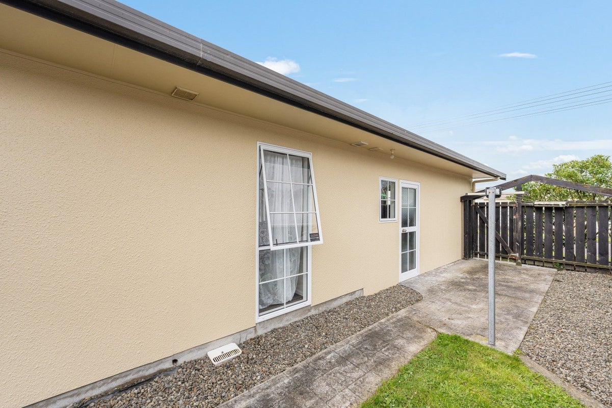 1B Laurel Place, Awapuni, Palmerston North - Carousel 25