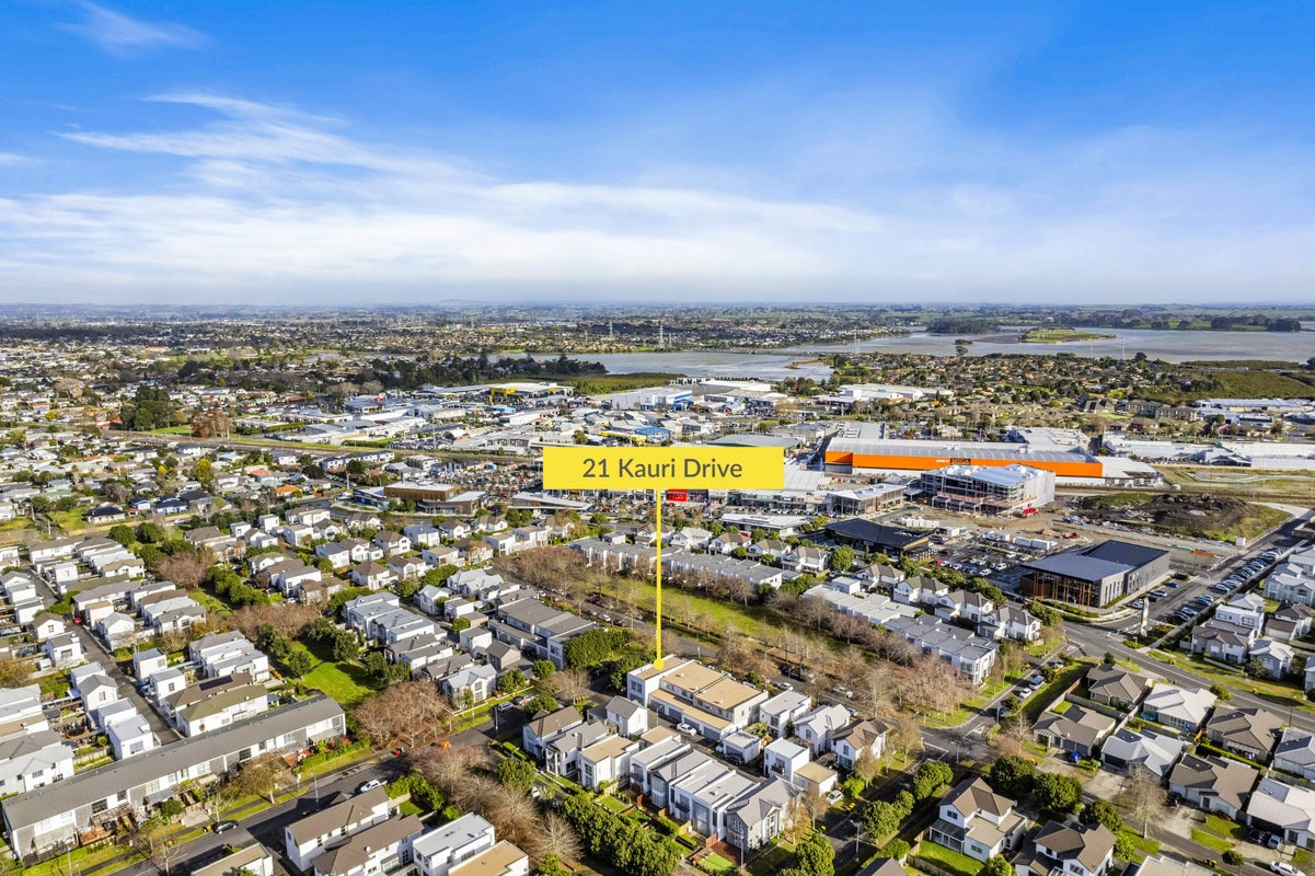 21 Kauri Drive, Takanini, Auckland - Carousel 16