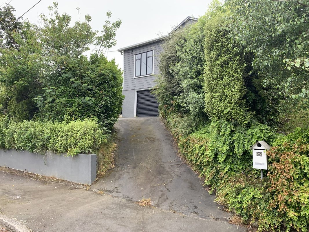 22 Pitcairn Street, Belleknowes, Dunedin - Carousel 1