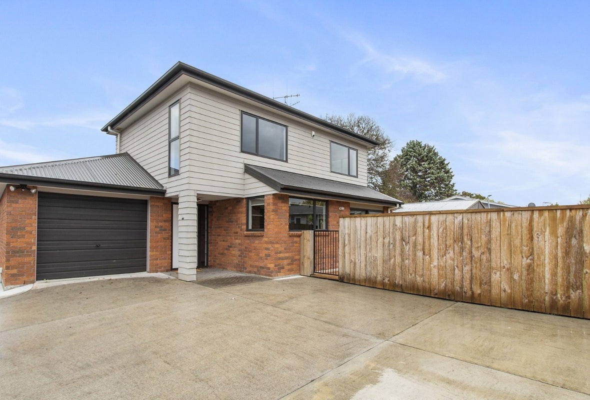 225C Fox Street, Hamilton East, Hamilton - Carousel 1