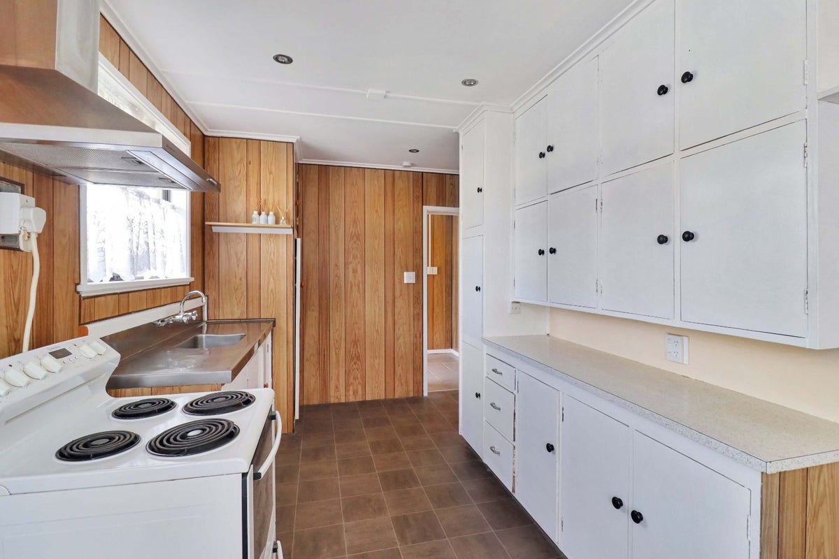 384 Cambridge Terrace, Naenae, Lower Hutt - Carousel 2