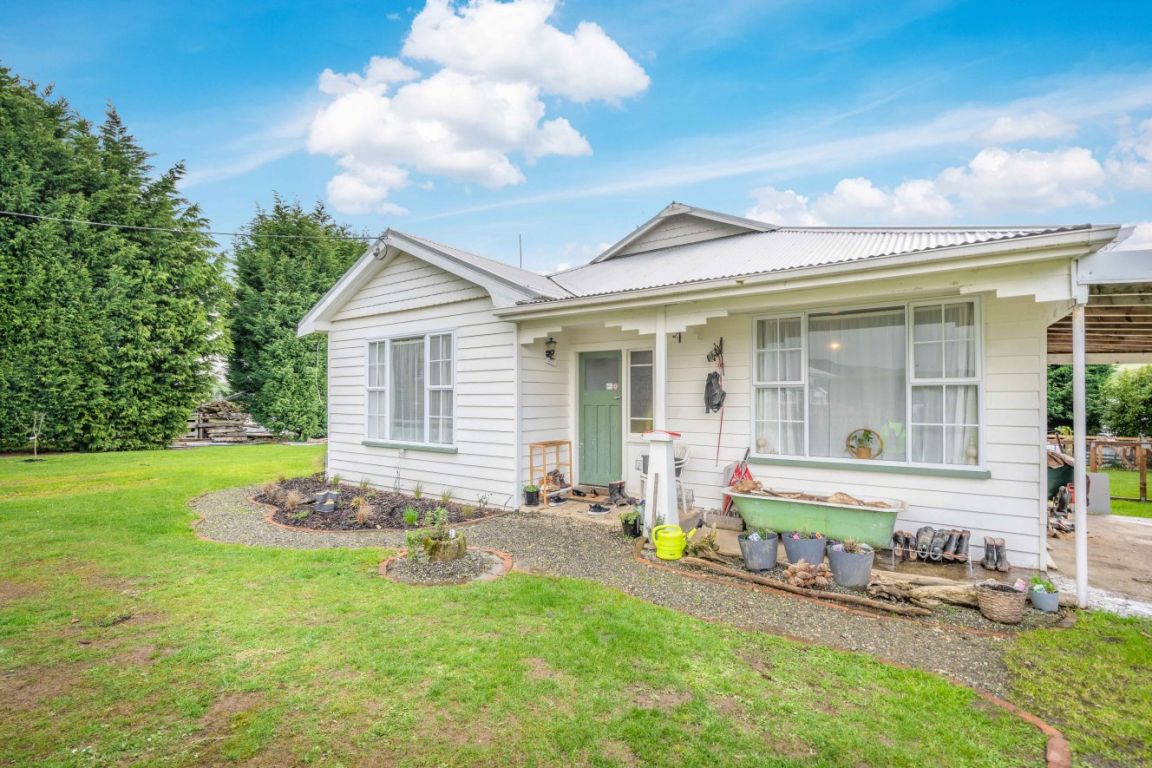 11 Duncan Street, Tokanui, Tokanui - Carousel 1