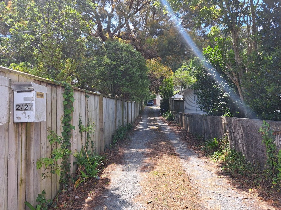 1/27 Pharazyn Street, Melling, Lower Hutt - Carousel 1