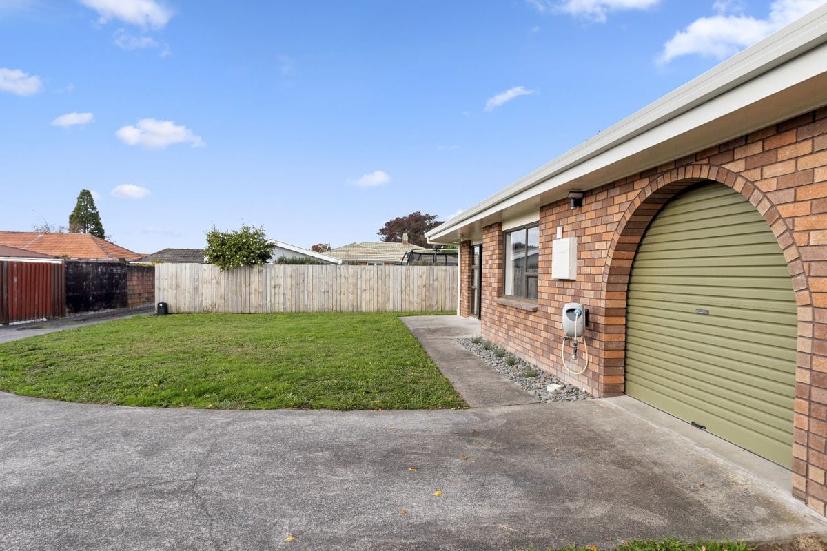 45A Haultain Street, Fairfield, Hamilton - Carousel 2