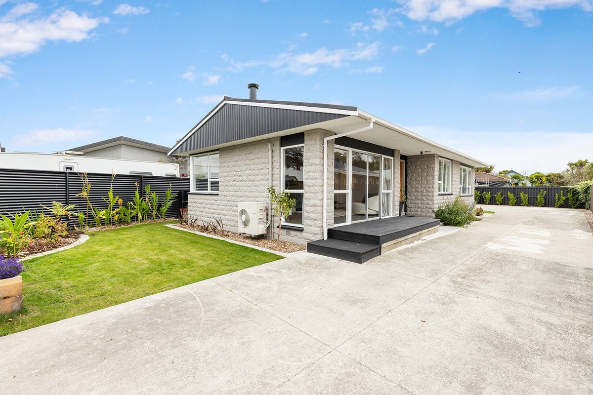 30 Claymore Street, Woolston, Christchurch - Carousel 1
