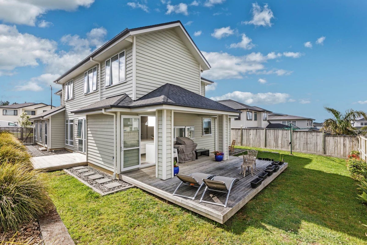 5 Tawa Place, Orewa, Orewa - Carousel 2