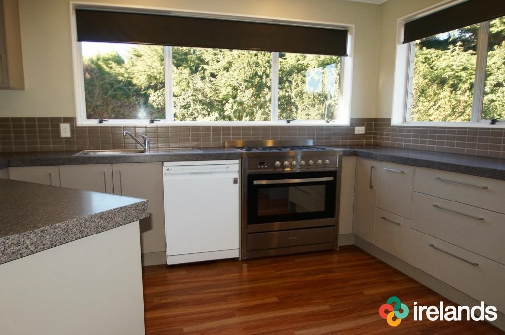 53 Wild Road, Christchurch - Carousel 2
