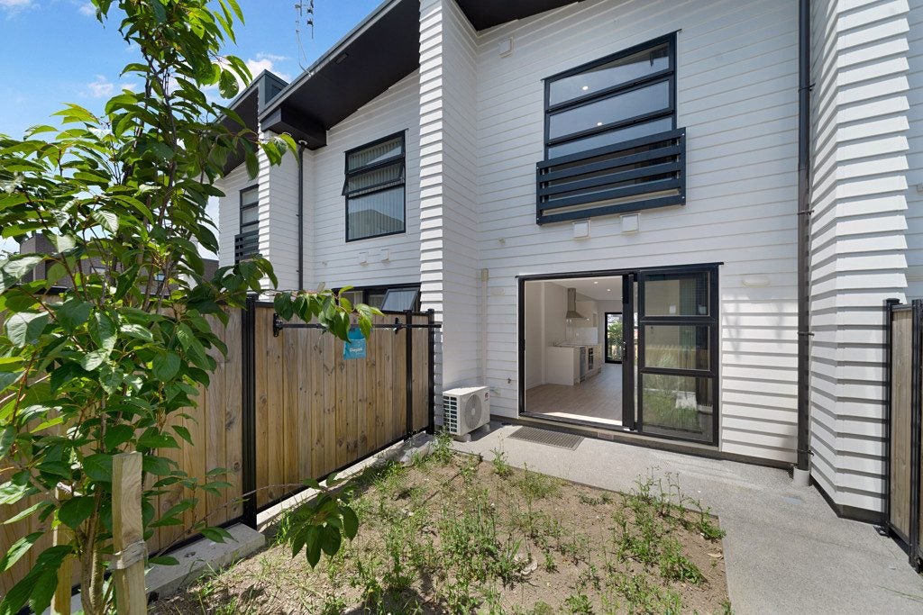 148 Mcleod Road, Te Atatu South, Auckland - Carousel 12