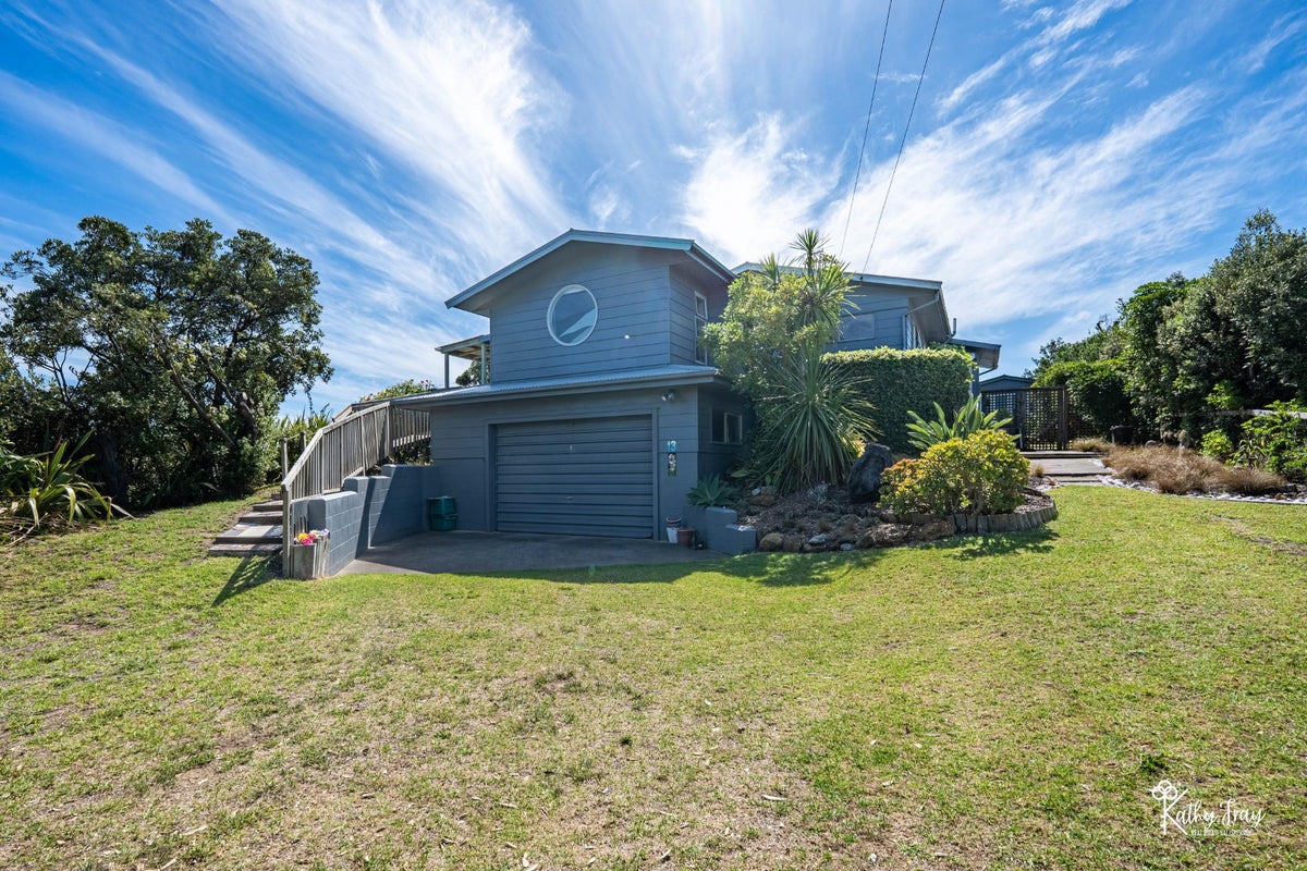 13 Bayly Street, Dargaville - Carousel 2