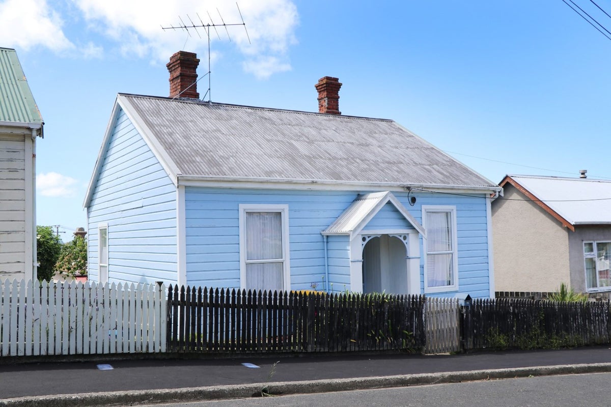 19 Goodall Street, Caversham, Dunedin - Carousel 1