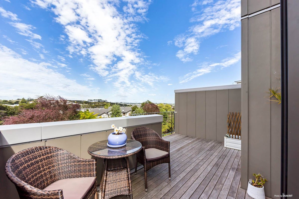 27/17 Georgia Terrace, Albany, Auckland - Carousel 1