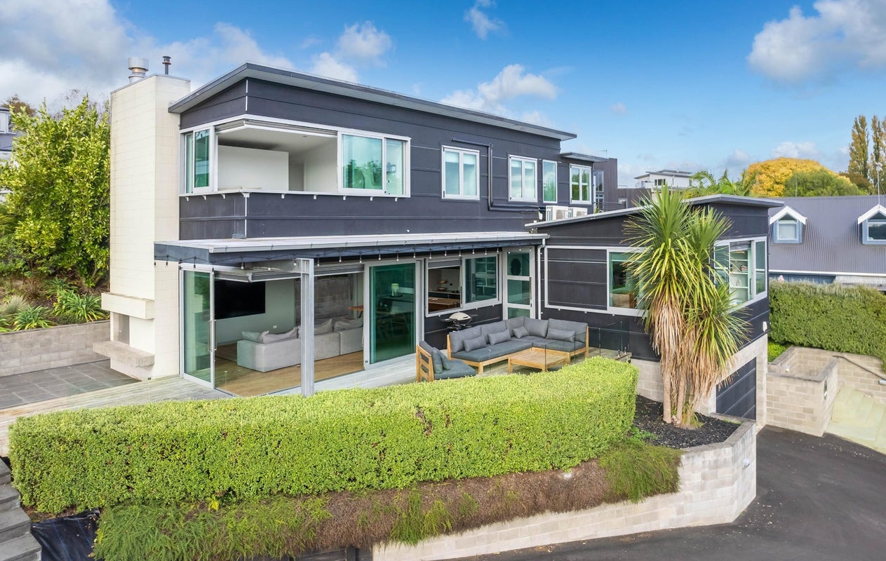 34B Banbury Crescent, Fairfield, Hamilton - Carousel 1