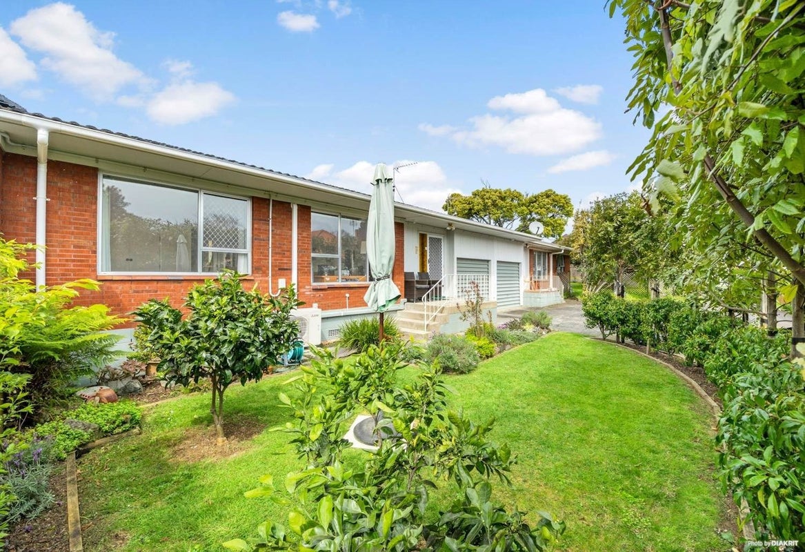 2/41 Torrance Street, Royal Oak, Auckland - Carousel 2