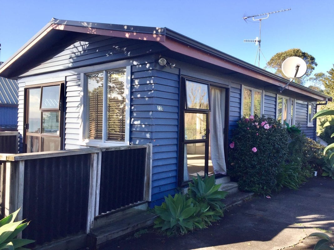 23 Page Point, Mellons Bay, Auckland - Carousel 1