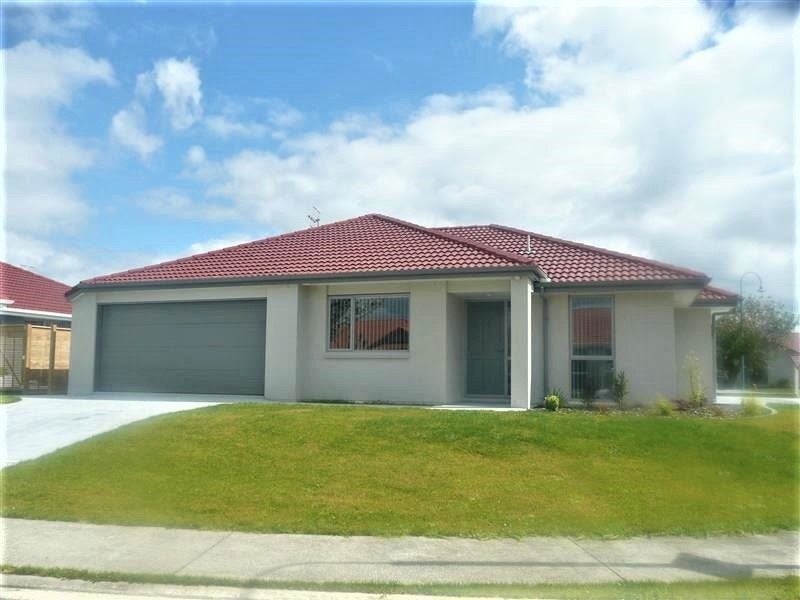 4 Muirfield Crescent, Aongatete, Katikati - Carousel 1