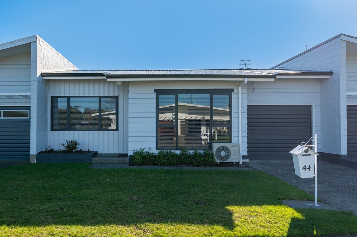 2/44 Morgan Avenue, Marewa, Napier - Carousel 1