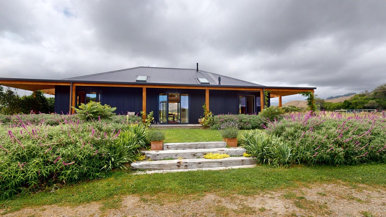 50 Catley Road, Otaki - Carousel 17