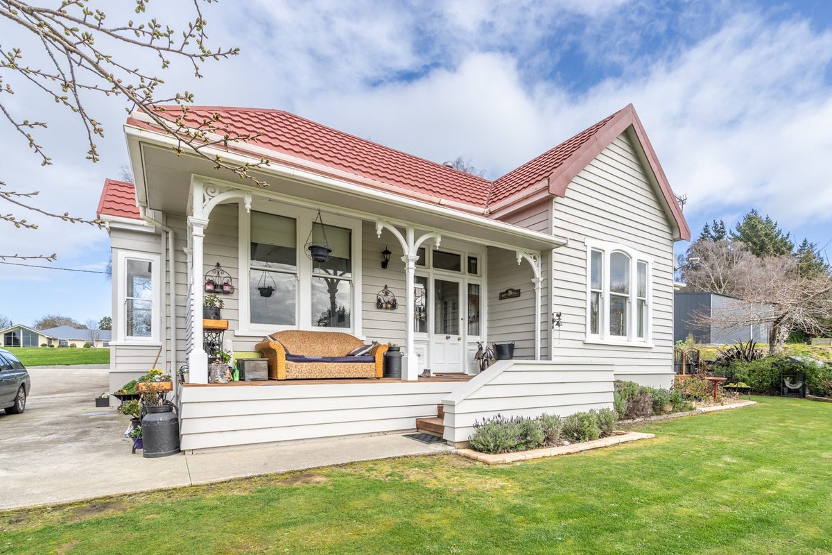 544 North Road, Lorneville, Invercargill - Carousel 1